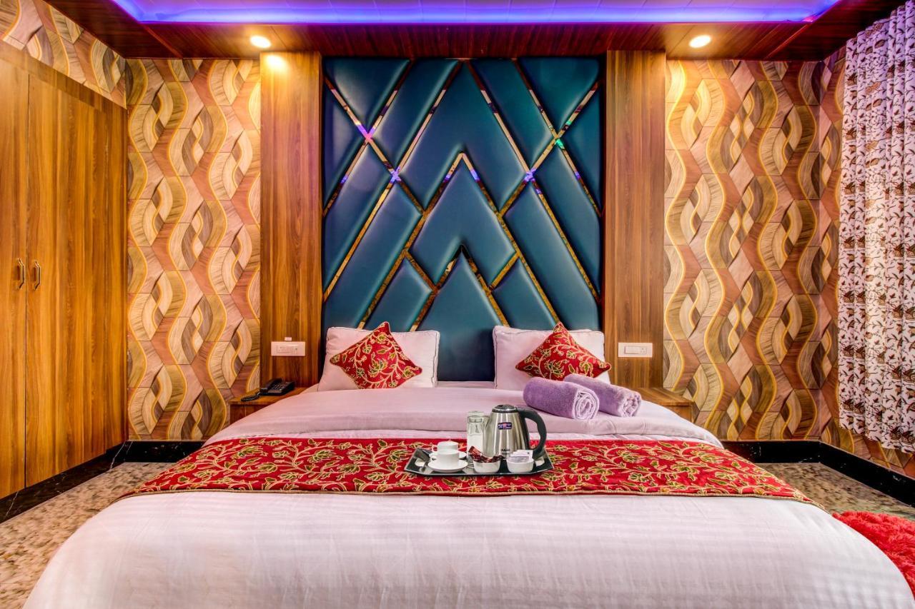 Hotel Royal Hameed Srīnagar Rom bilde