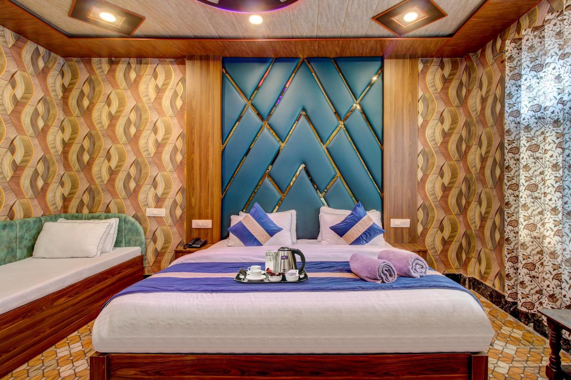 Hotel Royal Hameed Srīnagar Rom bilde